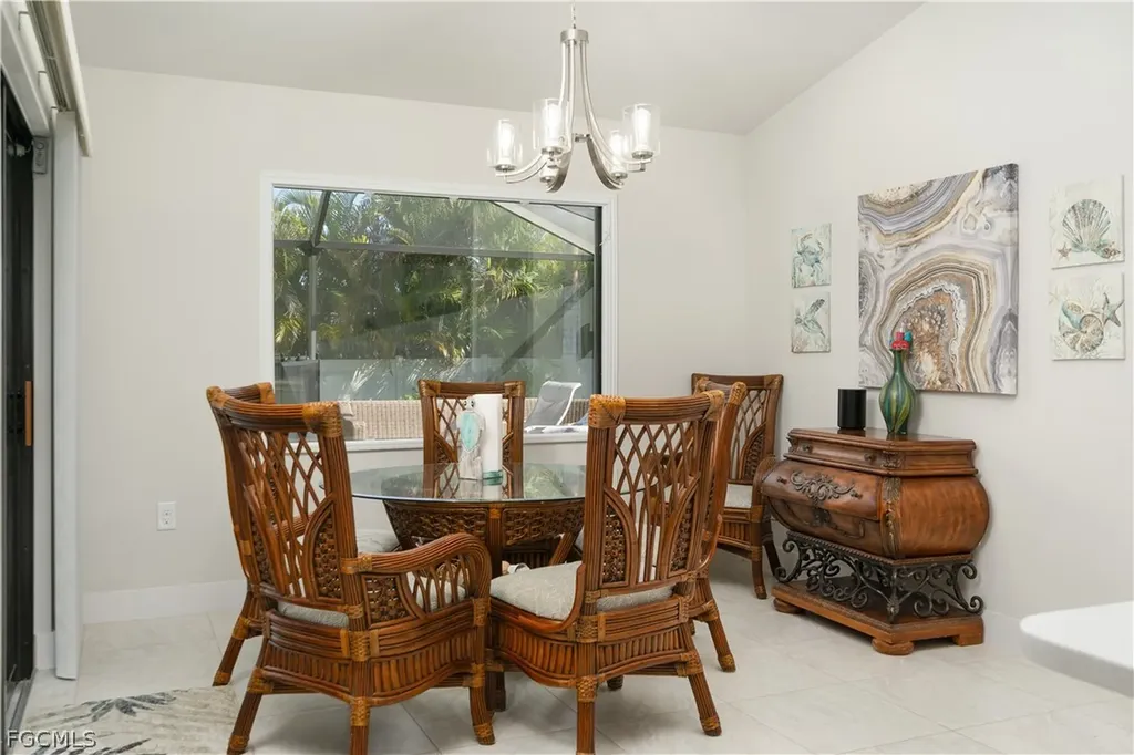 2533 SW 38th Terrace Cape Coral FL 33914