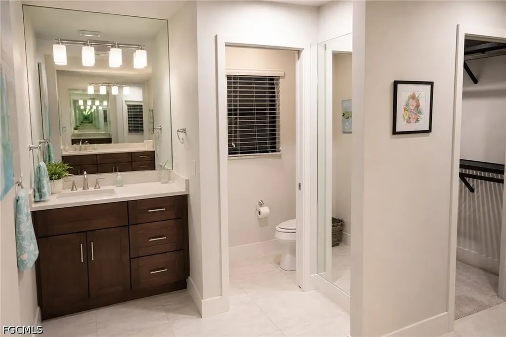 2533 SW 38th Terrace Cape Coral FL 33914