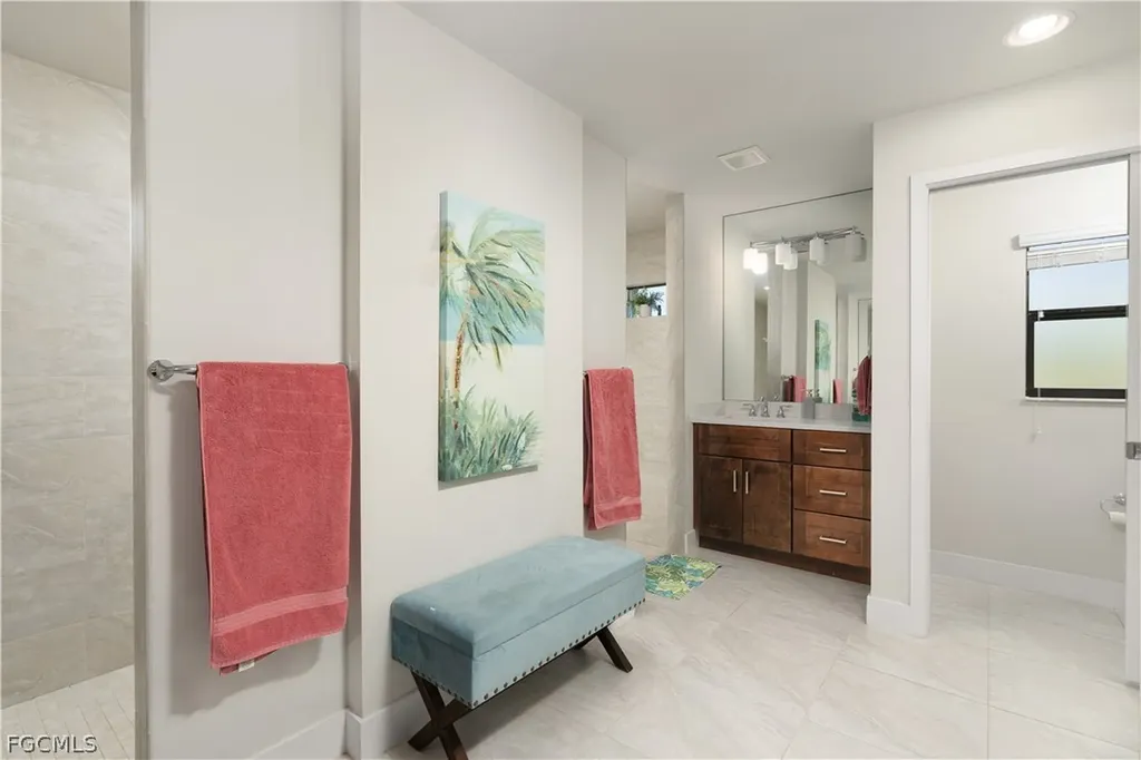 2533 SW 38th Terrace Cape Coral FL 33914
