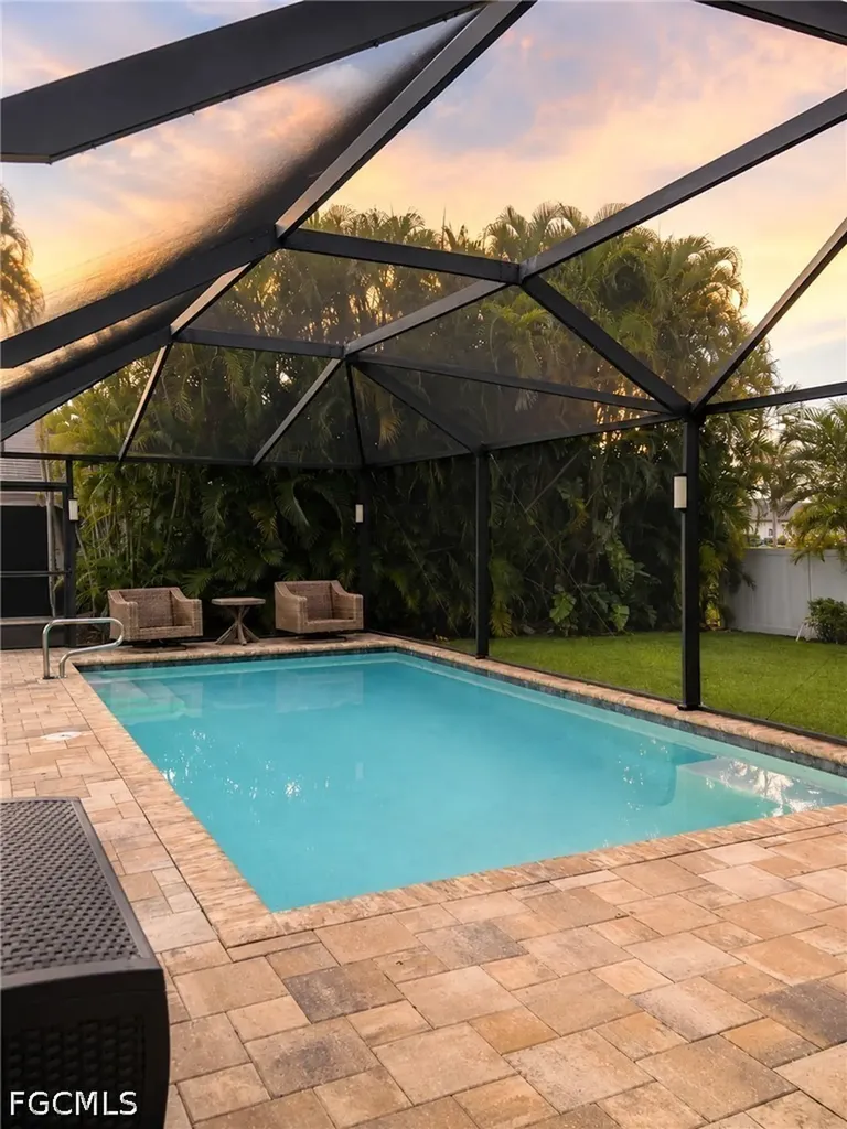 2533 SW 38th Terrace Cape Coral FL 33914