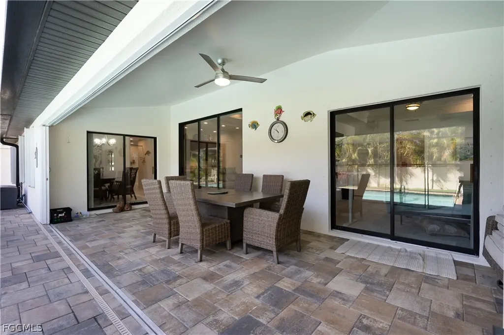 2533 SW 38th Terrace Cape Coral FL 33914