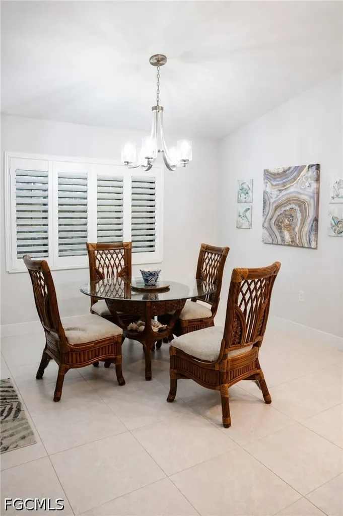 2533 SW 38th Terrace Cape Coral FL 33914