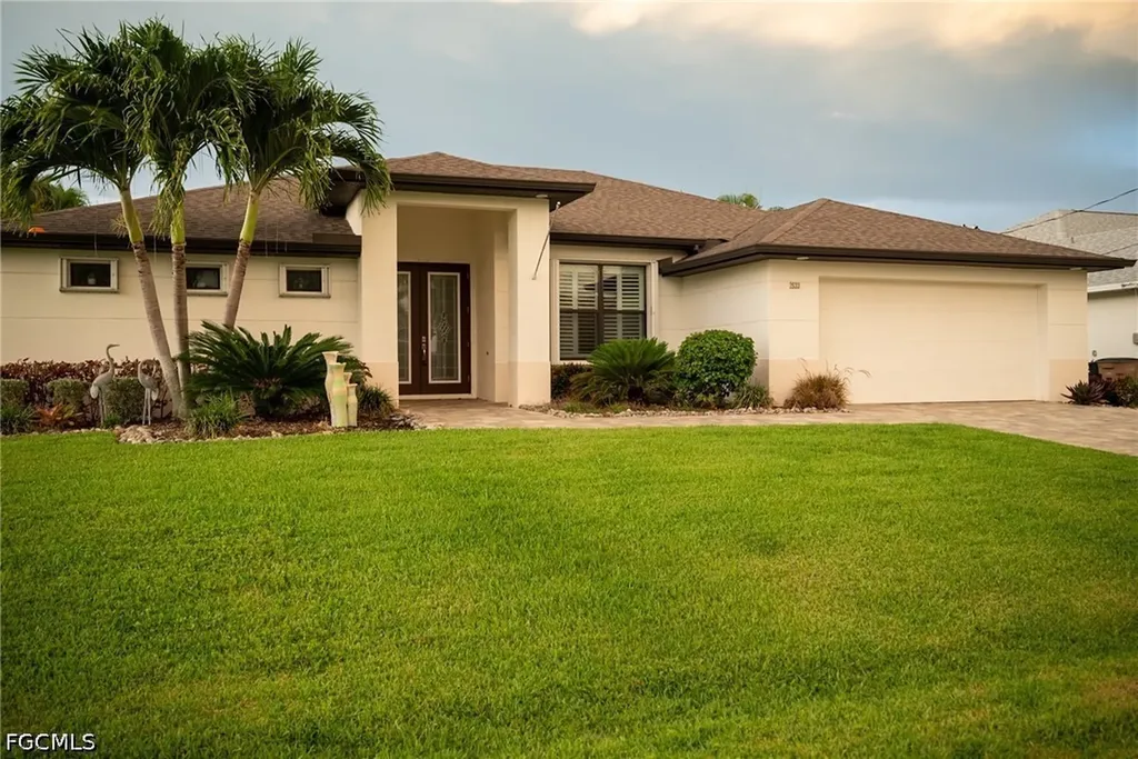 2533 SW 38th Terrace Cape Coral FL 33914