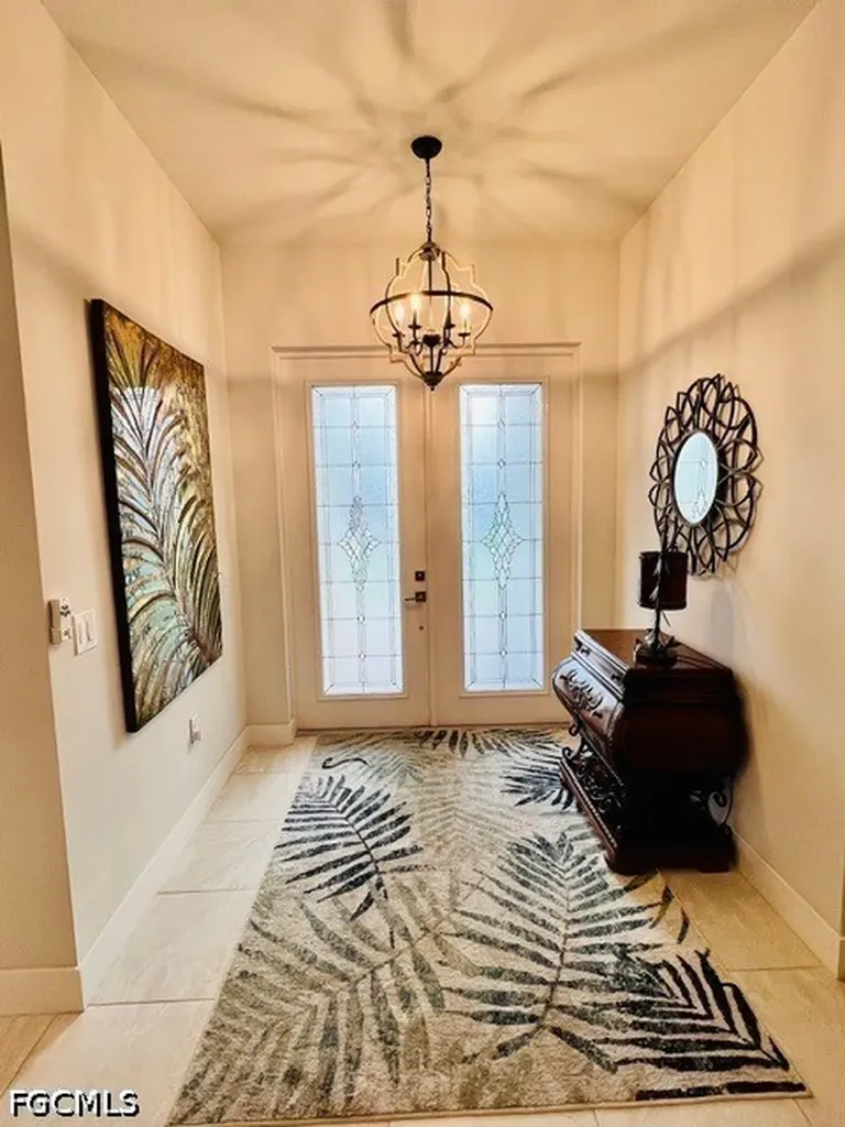 2533 SW 38th Terrace Cape Coral FL 33914