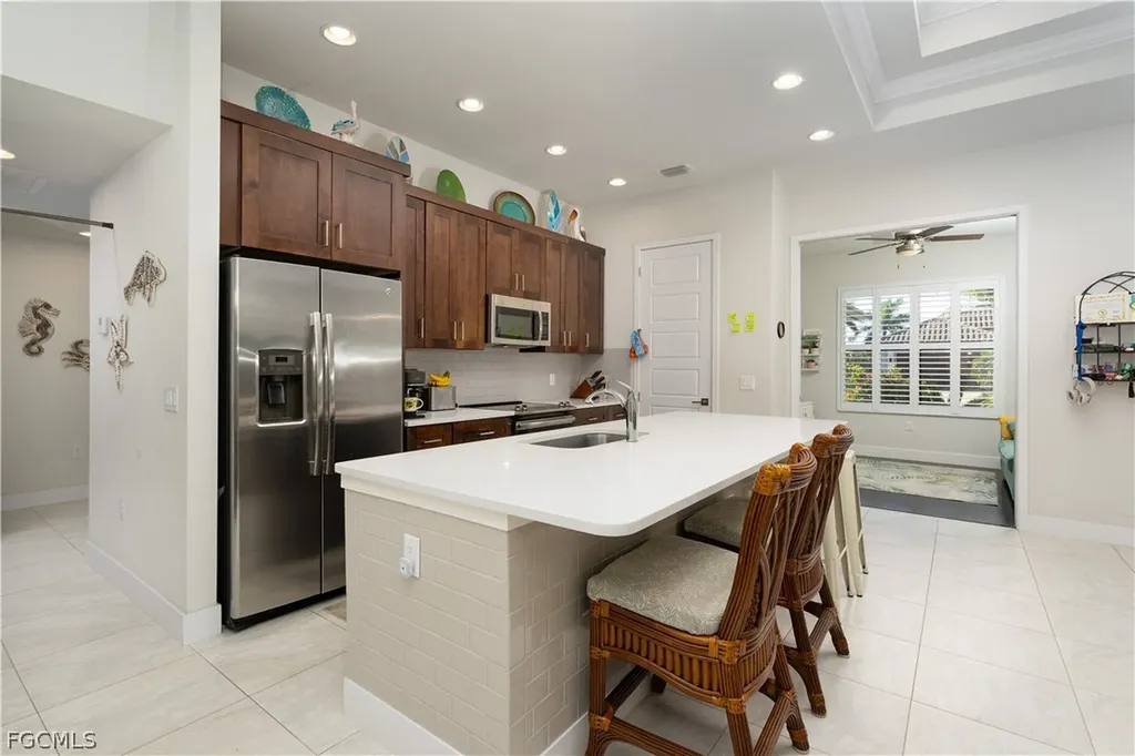 2533 SW 38th Terrace Cape Coral FL 33914
