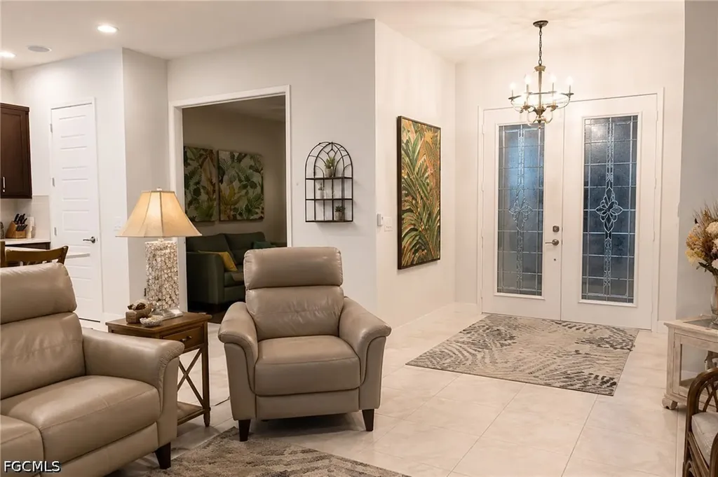 2533 SW 38th Terrace Cape Coral FL 33914