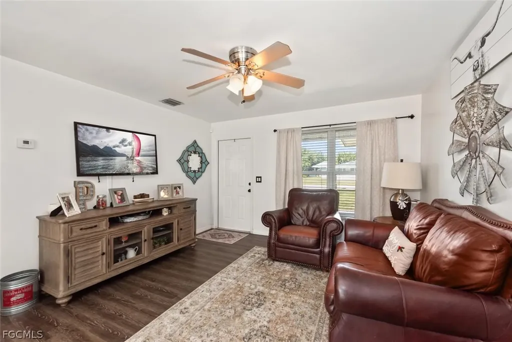 2386 Andros Avenue Fort Myers FL 33905