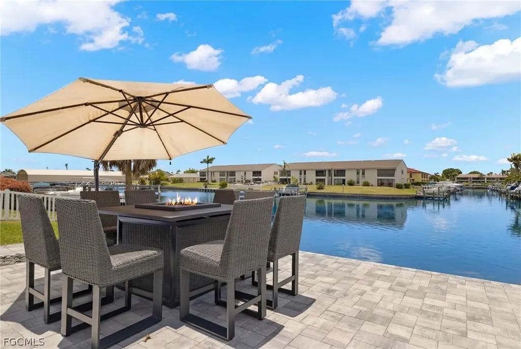 3926 SE 12th Avenue Cape Coral FL 33904