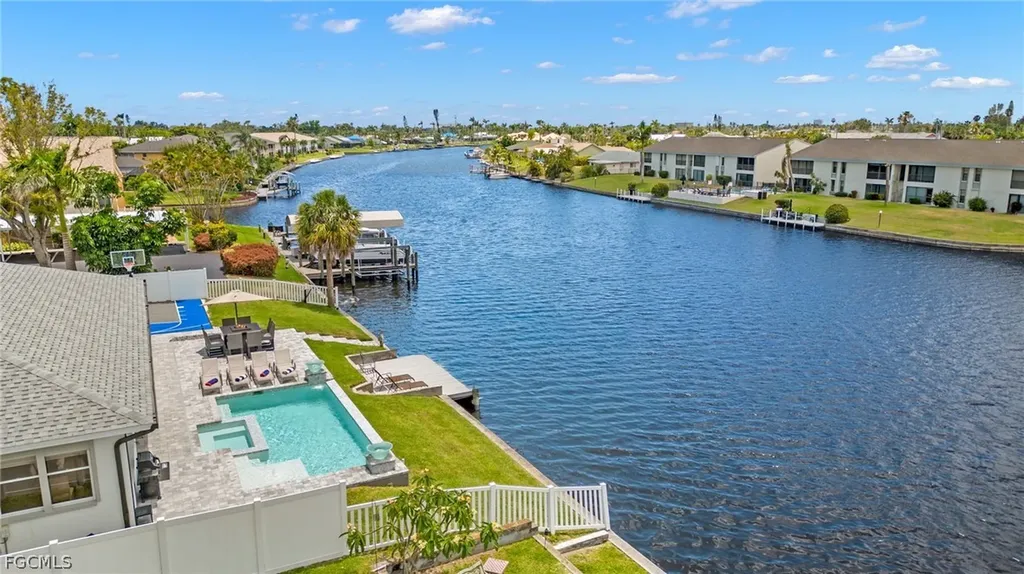 3926 SE 12th Avenue Cape Coral FL 33904