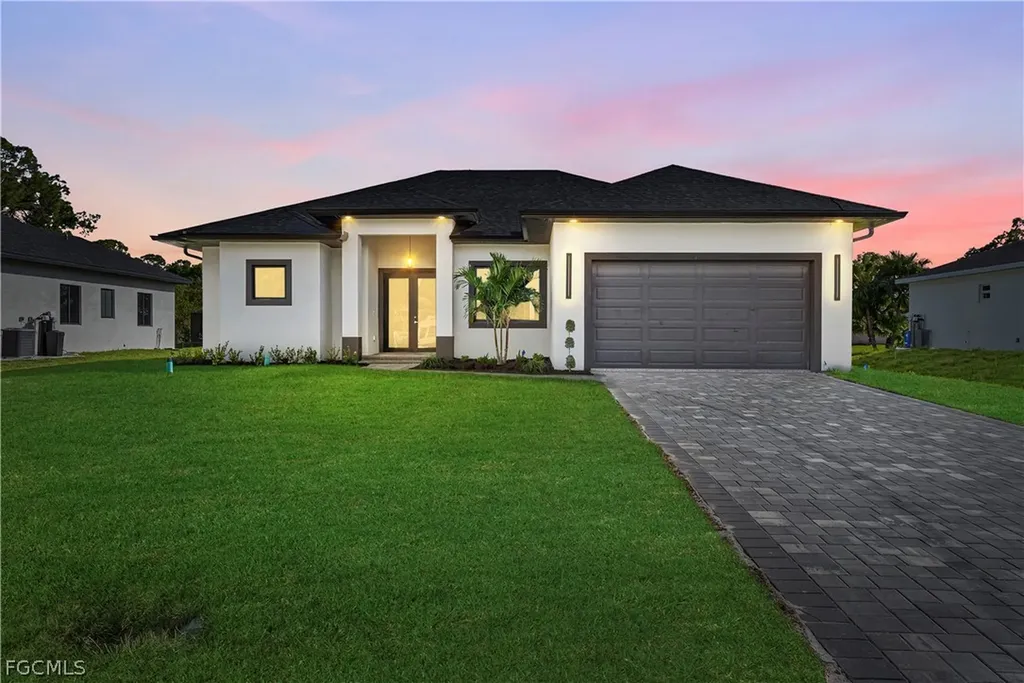 2713 10th Street W Lehigh Acres FL 33971