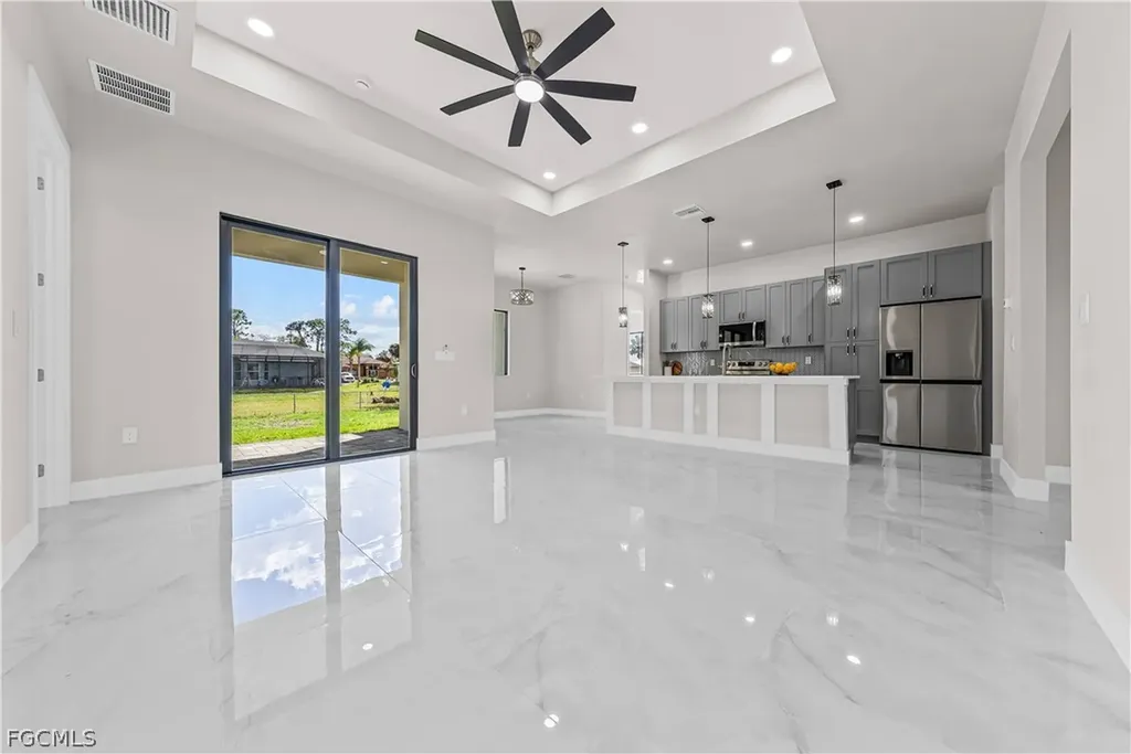 2713 10th Street W Lehigh Acres FL 33971