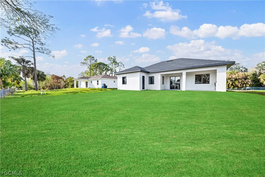 2713 10th Street W Lehigh Acres FL 33971