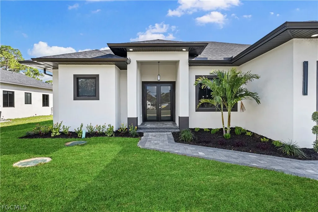 2713 10th Street W Lehigh Acres FL 33971