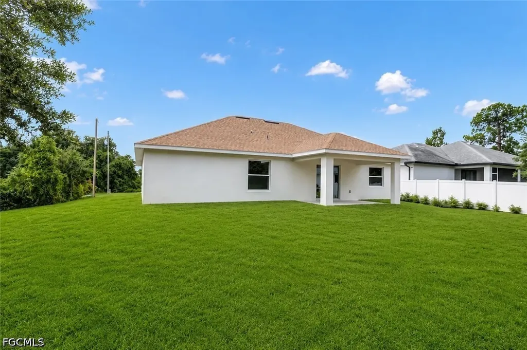 819 Coffield Avenue Lehigh Acres FL 33974