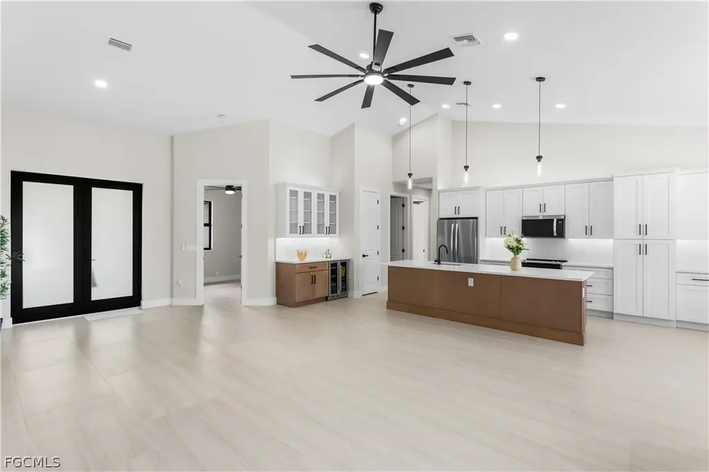 1508 NW 31st Avenue Cape Coral FL 33993