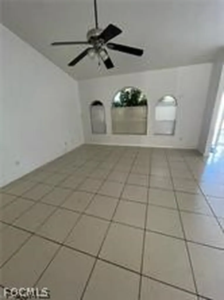 3035 SW 12th Avenue Cape Coral FL 33914