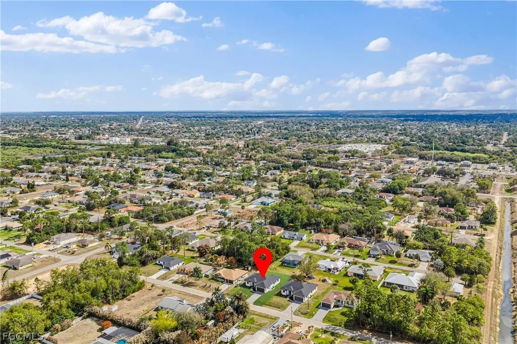2711 10th Street W Lehigh Acres FL 33971