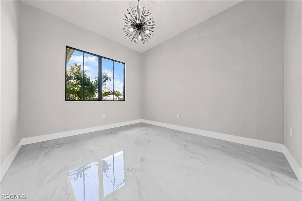 2711 10th Street W Lehigh Acres FL 33971