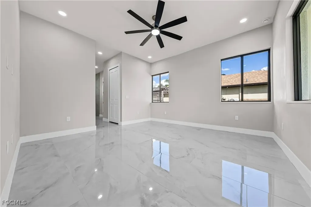 2711 10th Street W Lehigh Acres FL 33971