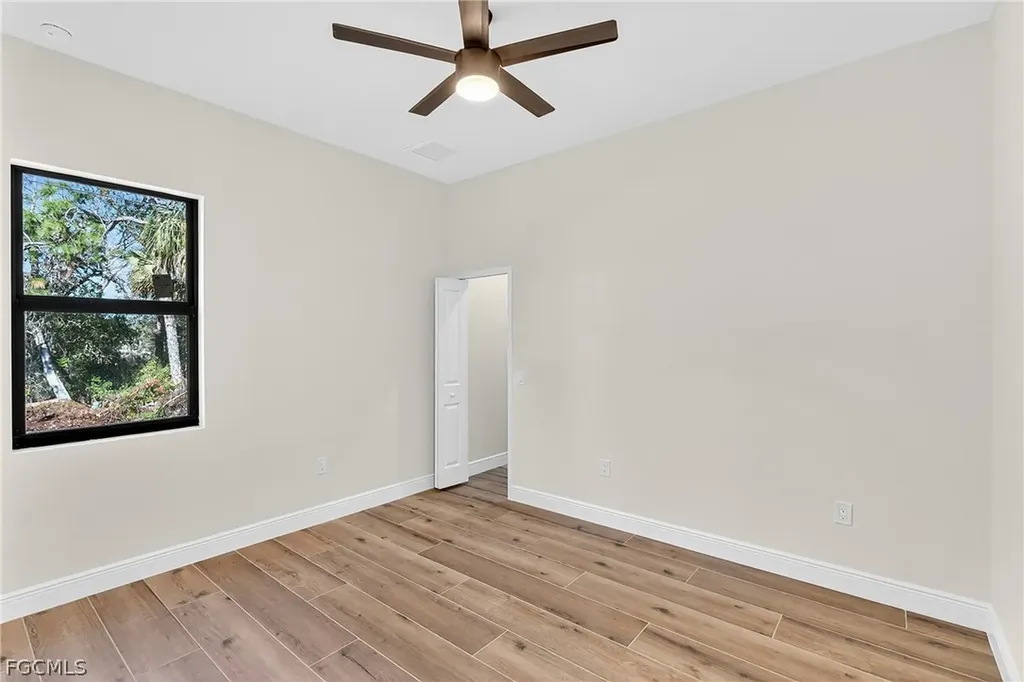 2704 E 15th Street Lehigh Acres FL 33972