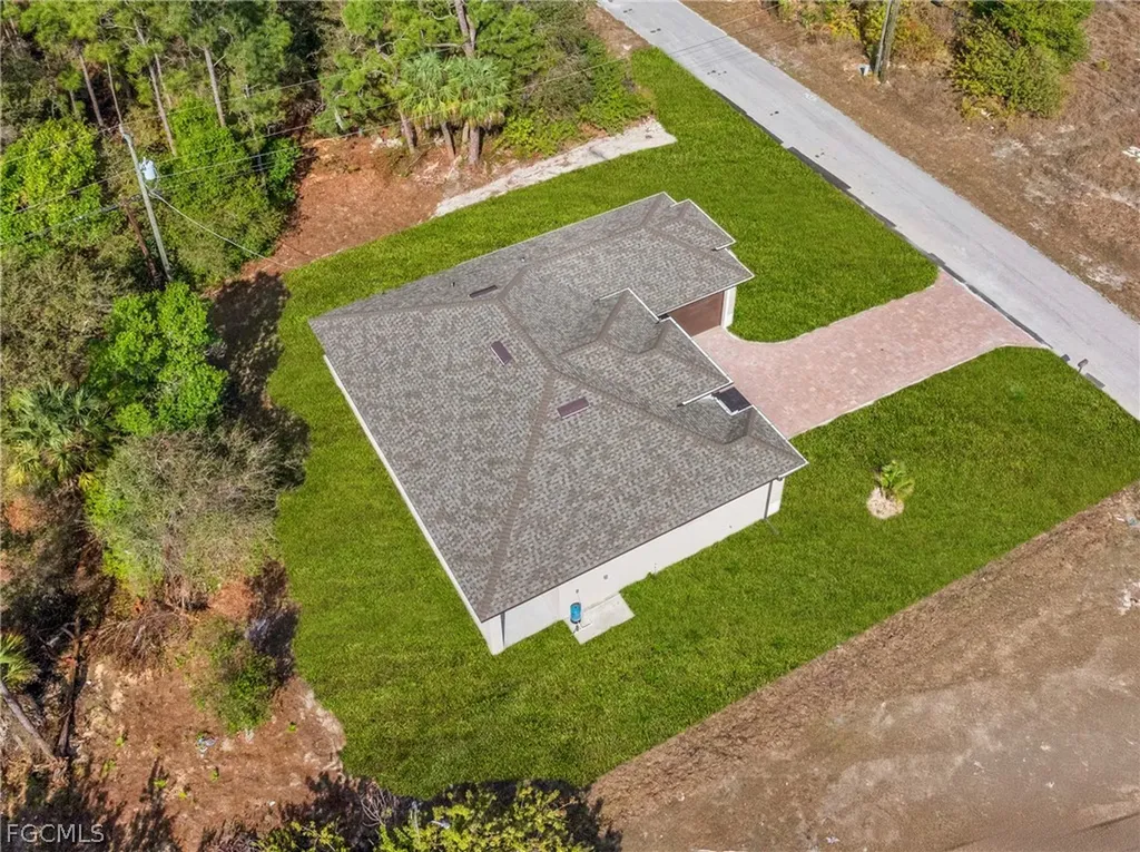 2704 E 15th Street Lehigh Acres FL 33972