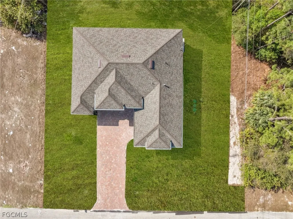 2704 E 15th Street Lehigh Acres FL 33972