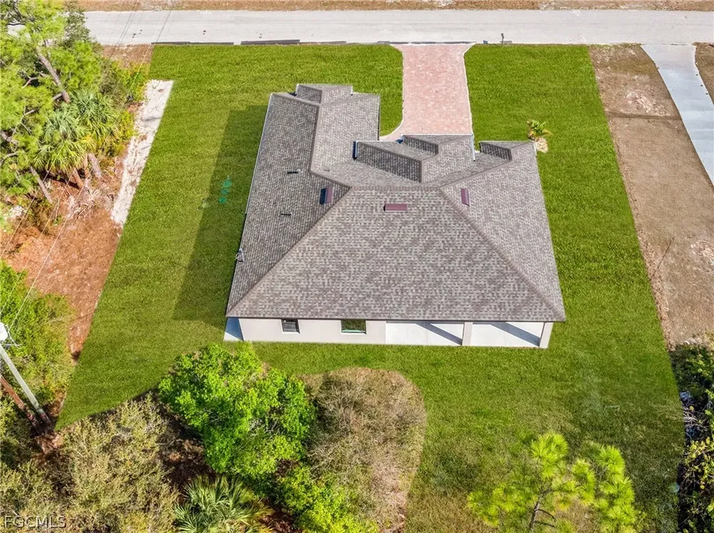 2704 E 15th Street Lehigh Acres FL 33972