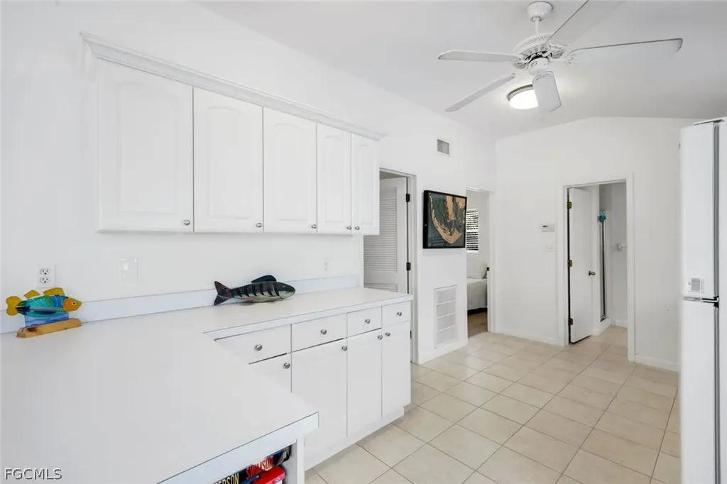 746 Cardium Street Sanibel FL 33957