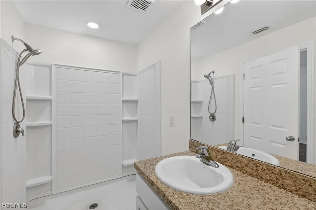 2210 NW 7th Avenue Cape Coral FL 33993