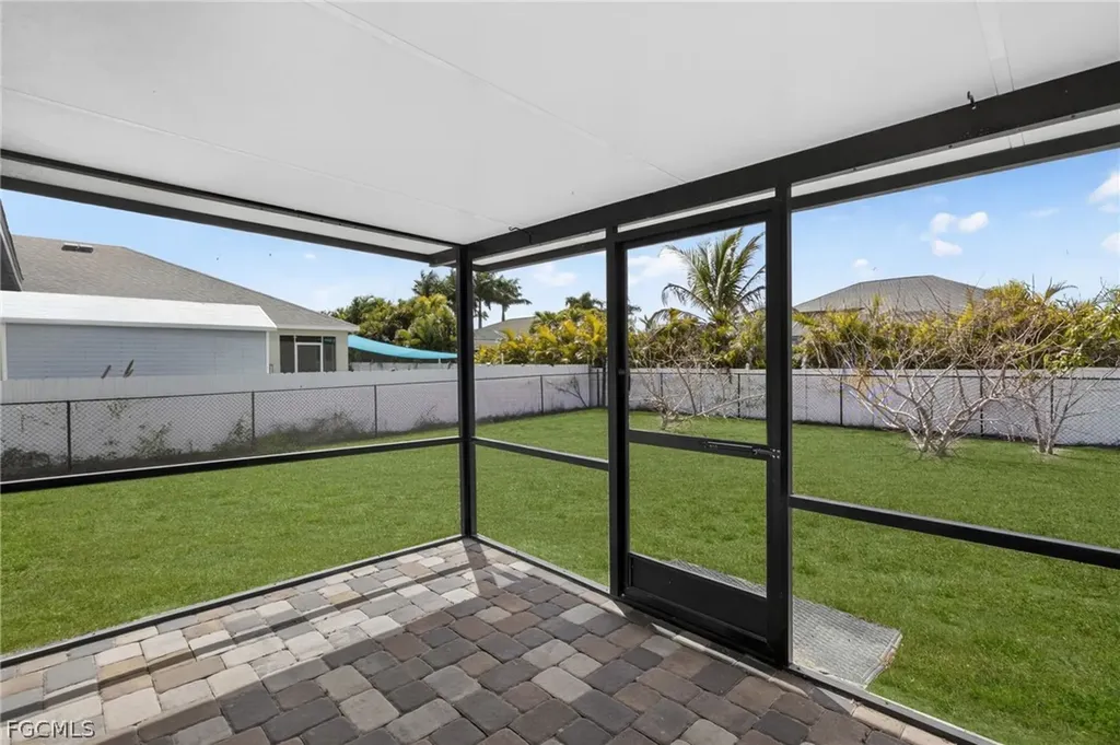 2210 NW 7th Avenue Cape Coral FL 33993