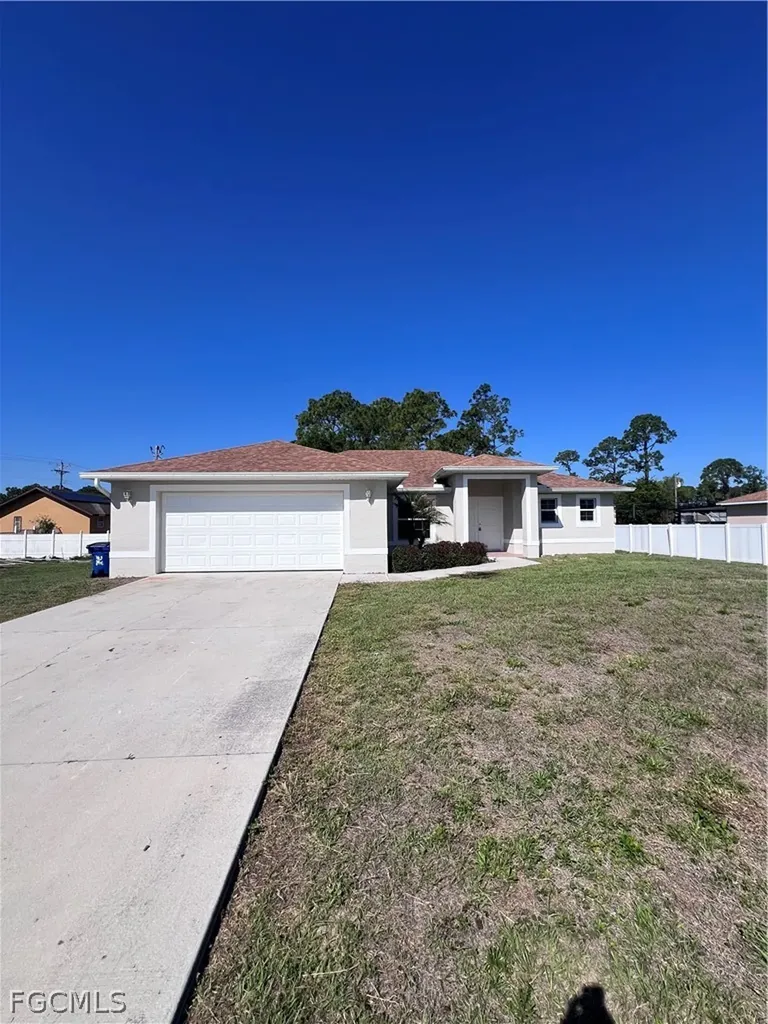 203 Hamilton Avenue Lehigh Acres FL 33936