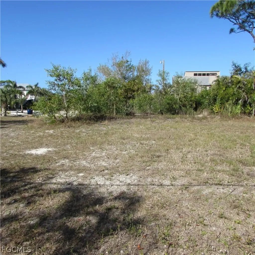 7757 Breakwater Court Bokeelia FL 33922