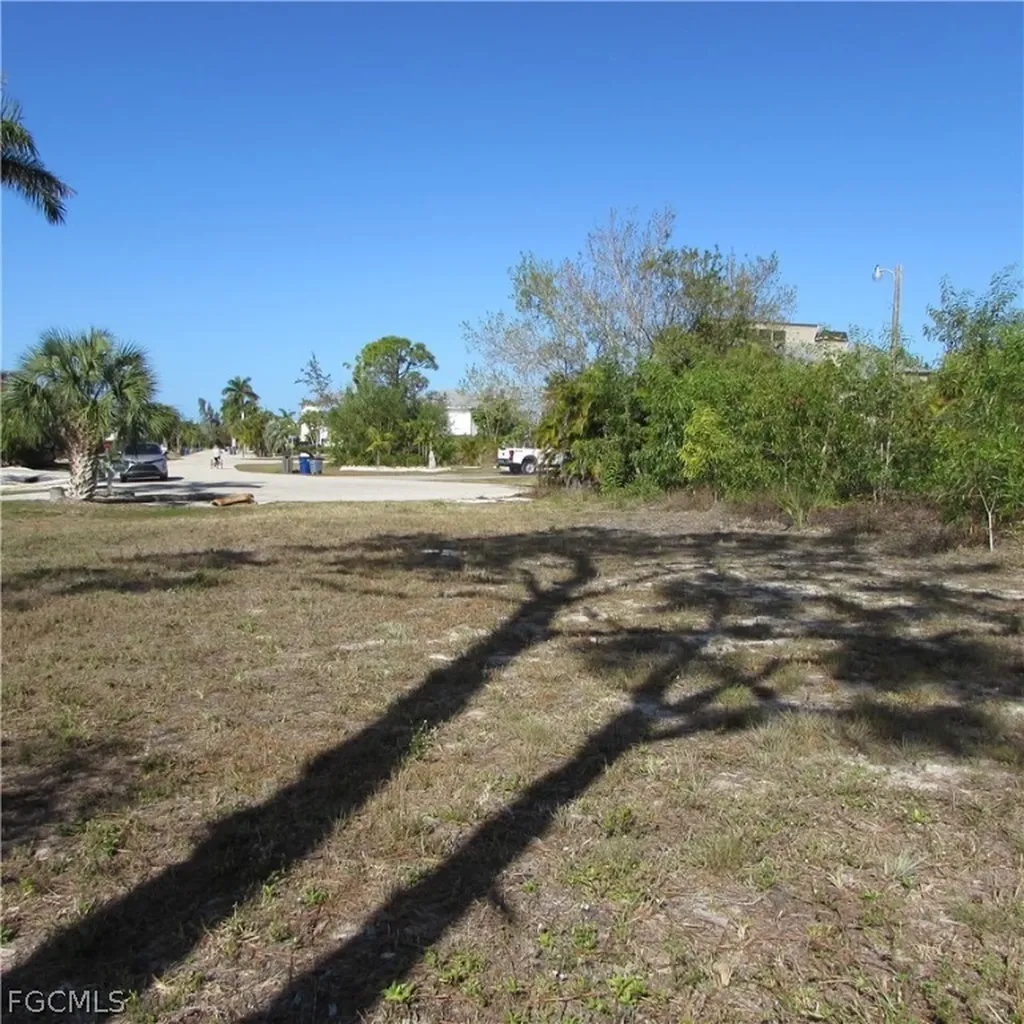 7757 Breakwater Court Bokeelia FL 33922