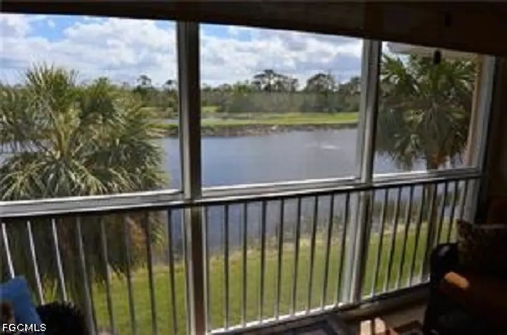 10381 Mcarthur Palm Lane Fort Myers FL 33966