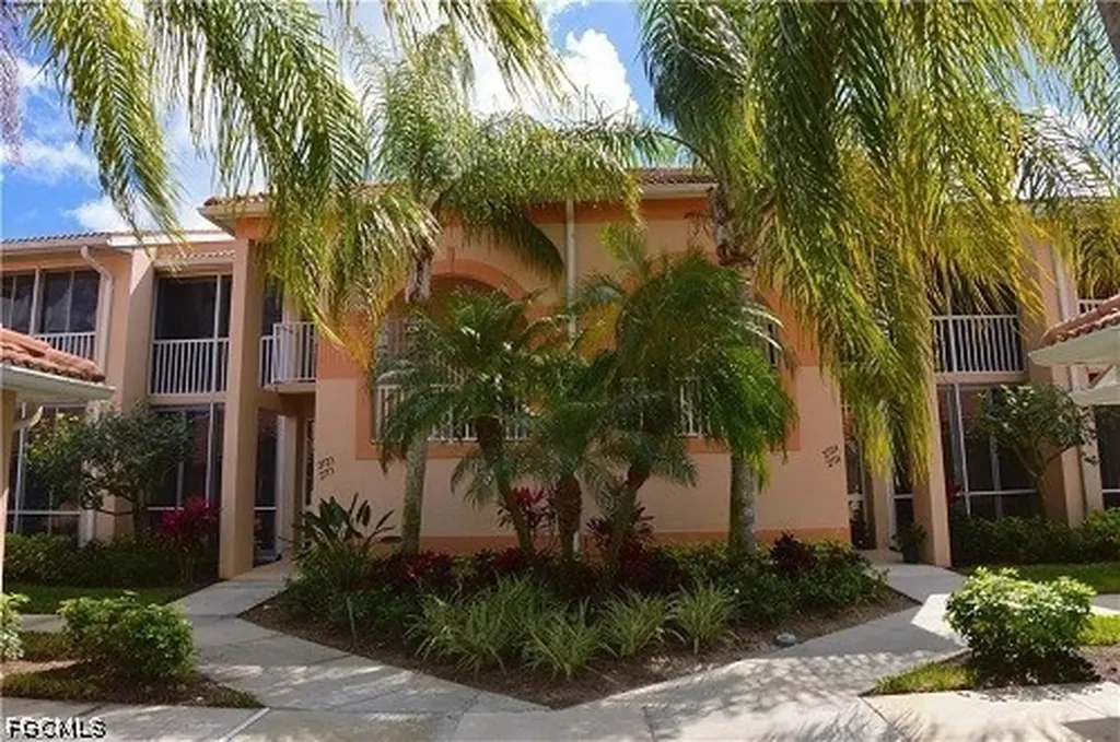 10381 Mcarthur Palm Lane Fort Myers FL 33966