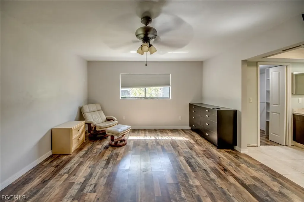 1202 Cape Coral Parkway W Cape Coral FL 33914