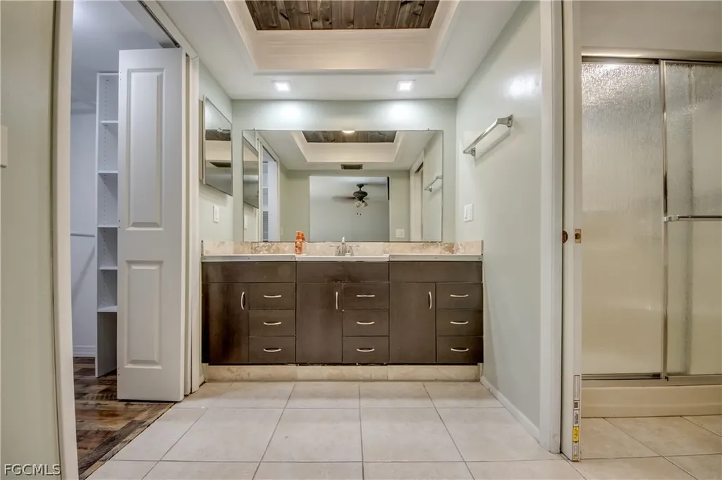 1202 Cape Coral Parkway W Cape Coral FL 33914