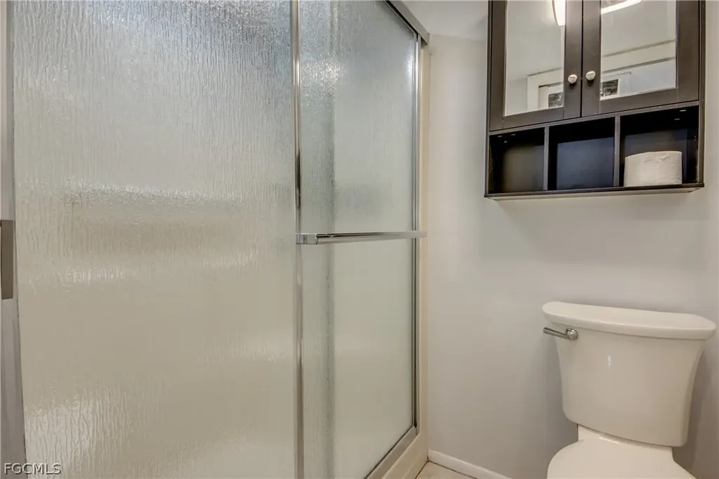 1202 Cape Coral Parkway W Cape Coral FL 33914