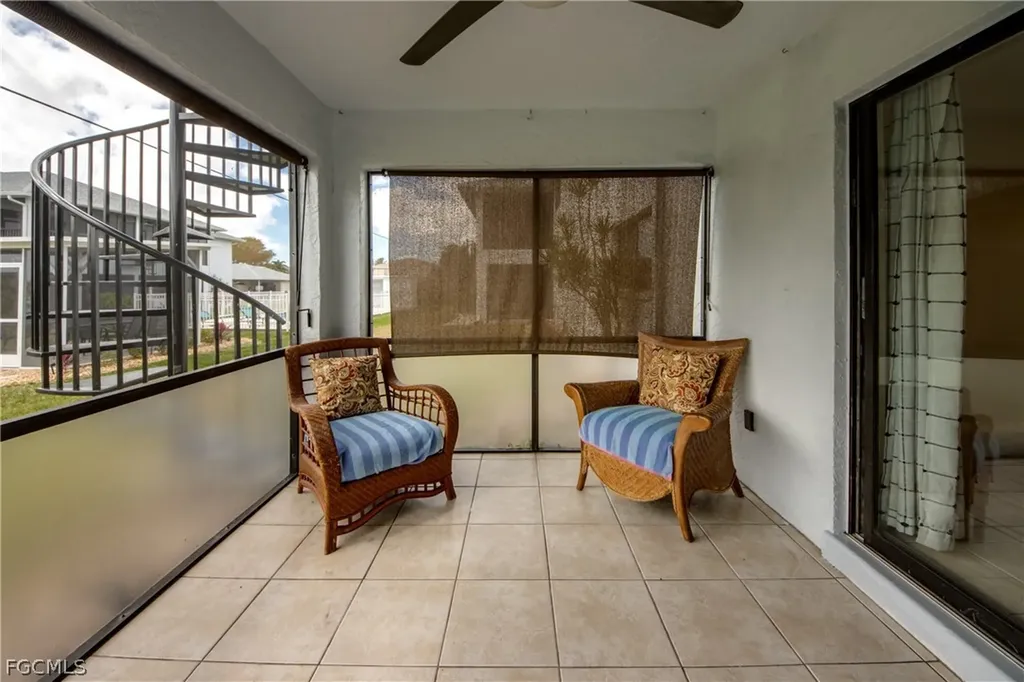 1202 Cape Coral Parkway W Cape Coral FL 33914