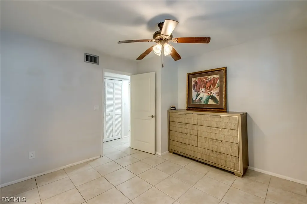1202 Cape Coral Parkway W Cape Coral FL 33914