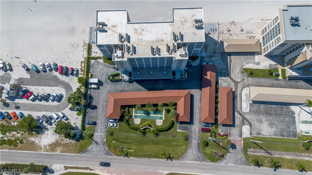 26000 Hickory Boulevard Bonita Springs FL 34134