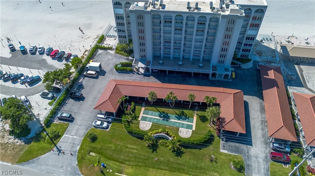 26000 Hickory Boulevard Bonita Springs FL 34134