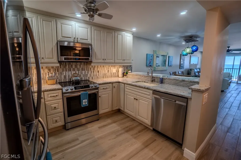 26000 Hickory Boulevard Bonita Springs FL 34134