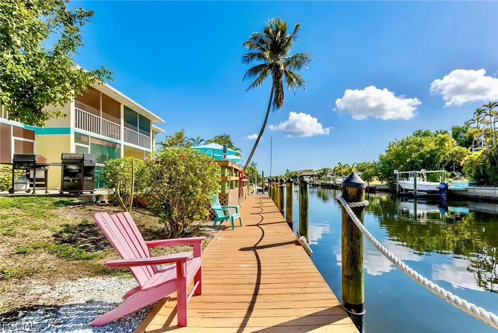 3226 Stringfellow Road St. James City FL 33956