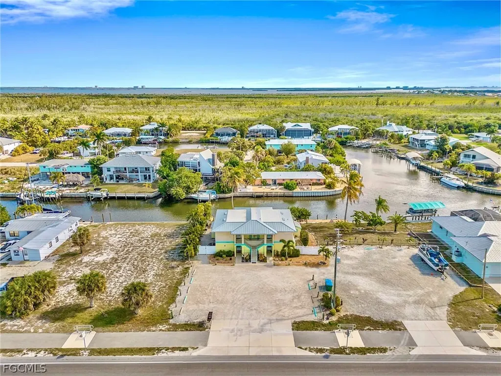 3226 Stringfellow Road St. James City FL 33956
