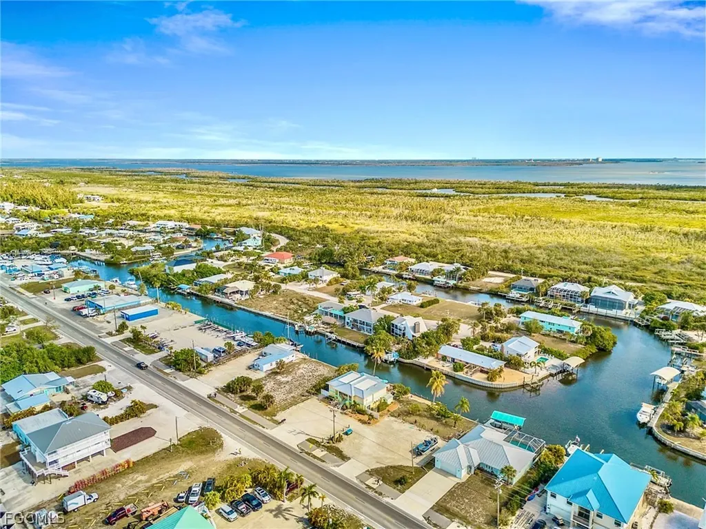 3226 Stringfellow Road St. James City FL 33956