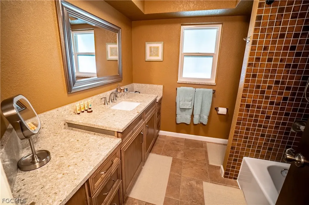3510 SE 19th Place Cape Coral FL 33904