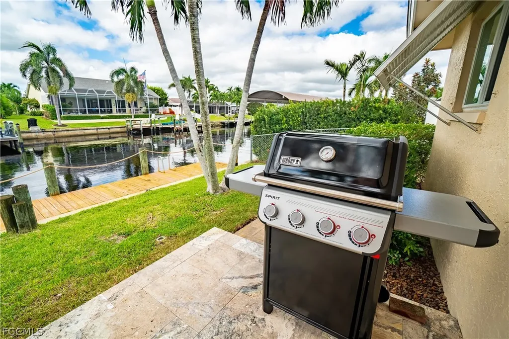 3510 SE 19th Place Cape Coral FL 33904