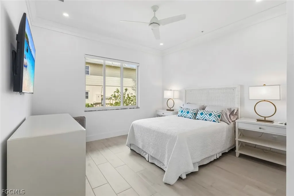 1395 Curlew Avenue Naples FL 34102
