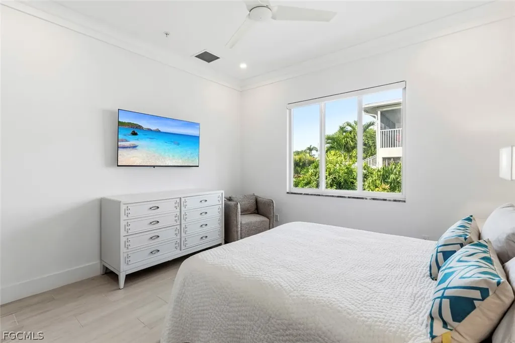 1395 Curlew Avenue Naples FL 34102